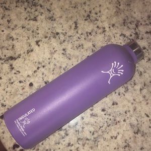 HYDROFLASK, missing cap 24OZ